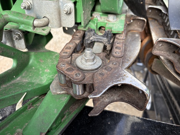 https://photos.machinefinder.com/85/11417685/76942649_large_29304.jpg