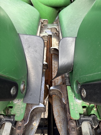 https://photos.machinefinder.com/85/11417685/76942691_large_49027.jpg