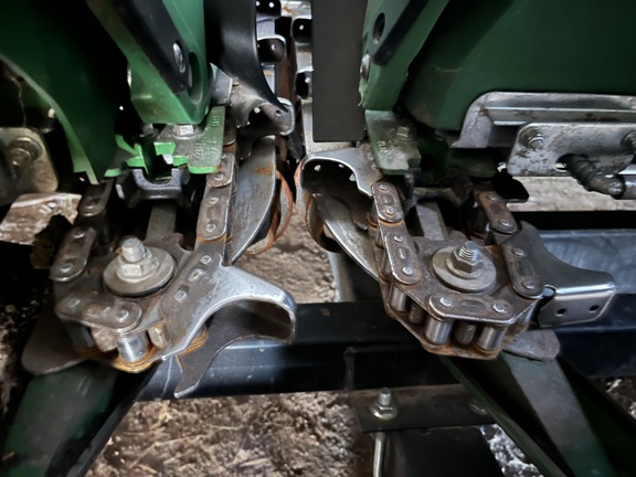 https://photos.machinefinder.com/87/11426287/77066320_large_21803.jpg