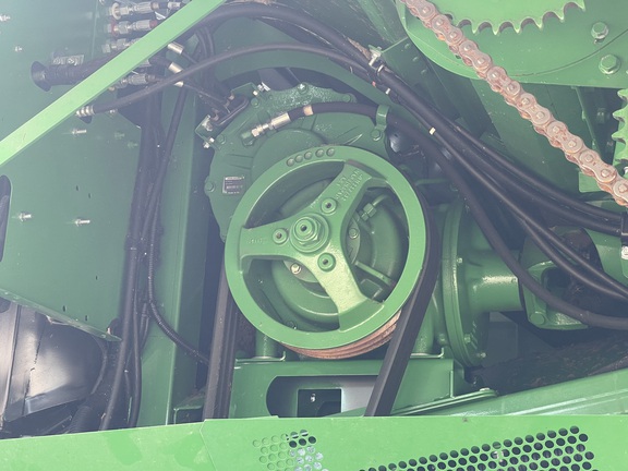 https://photos.machinefinder.com/87/10002087/67757180_large_24822.jpg