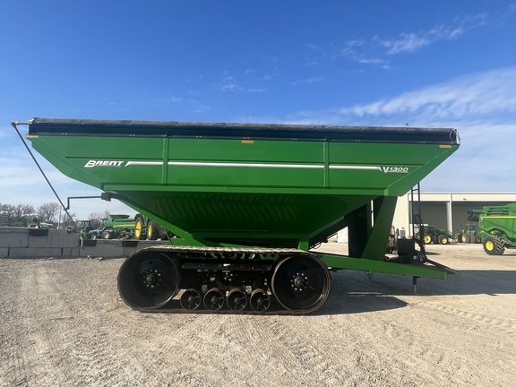 https://photos.machinefinder.com/19/11434619/78261436_large_49861.jpg
