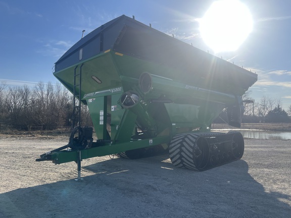https://photos.machinefinder.com/19/11434619/78261429_large_41617.jpg