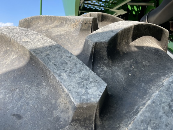 https://photos.machinefinder.com/03/10004303/68124354_large_86491.jpg