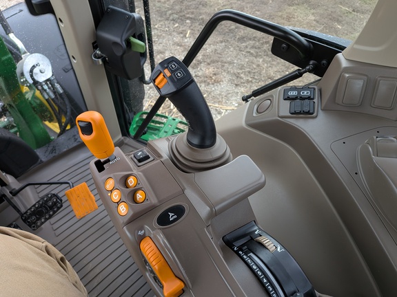 https://photos.machinefinder.com/75/11439975/77676468_large_44839.jpg