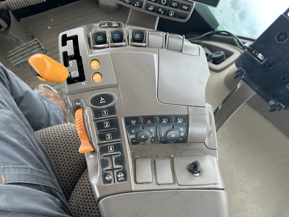 https://photos.machinefinder.com/12/11443712/77190437_large_34624.jpg