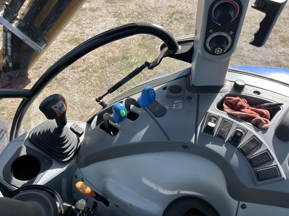 https://photos.machinefinder.com/23/11446823/77221310_large_88032.jpg