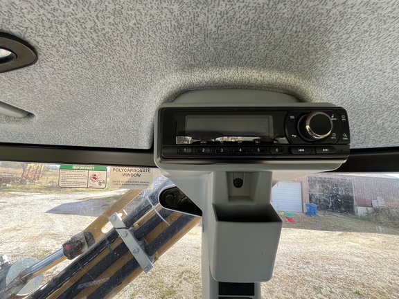 https://photos.machinefinder.com/23/11446823/77221315_large_96968.jpg