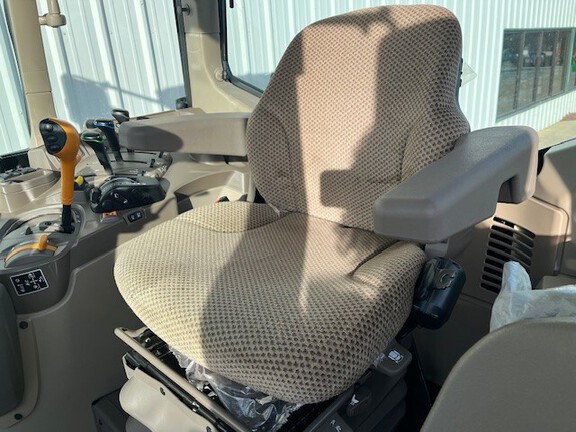 https://photos.machinefinder.com/30/11447130/77908074_large_72699.jpg