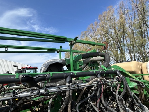 https://photos.machinefinder.com/92/11448192/79385069_large_54019.jpg