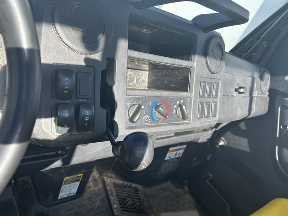 https://photos.machinefinder.com/97/11448897/77764808_large_44201.jpg