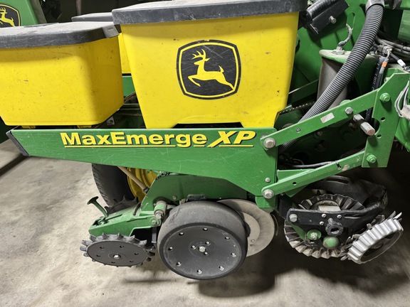 https://photos.machinefinder.com/72/11450672/77256625_large_20806.jpg