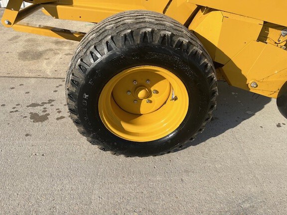 https://photos.machinefinder.com/82/11451982/78188861_large_21631.jpg