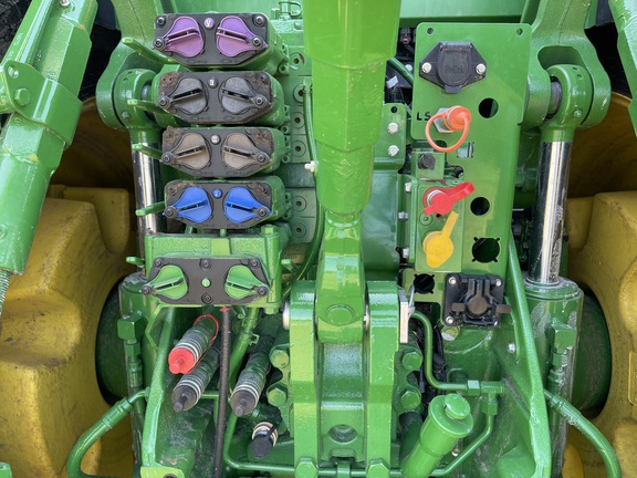 https://photos.machinefinder.com/83/10013483/68308637_large_2865.jpg
