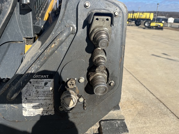 https://photos.machinefinder.com/39/11457739/77867682_large_73046.jpg