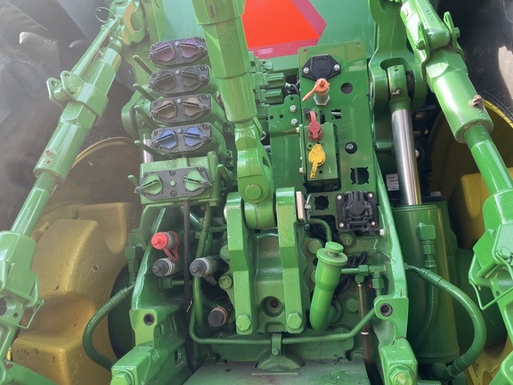 https://photos.machinefinder.com/63/10013563/74834651_large_46791.jpg