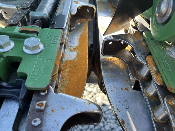 https://photos.machinefinder.com/42/11466942/77413685_large_80179.jpg