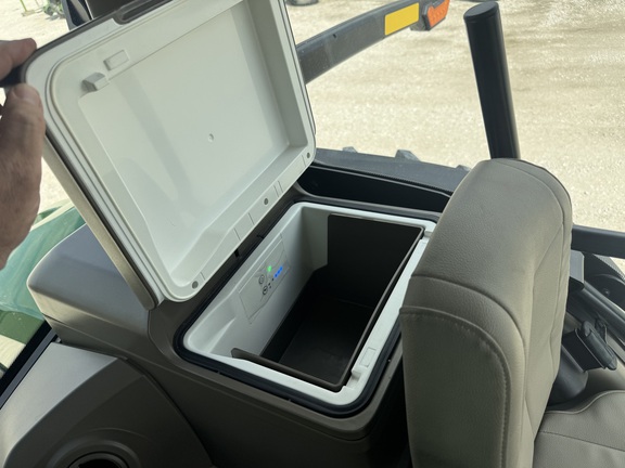 https://photos.machinefinder.com/02/11473802/79315081_large_18444.jpg