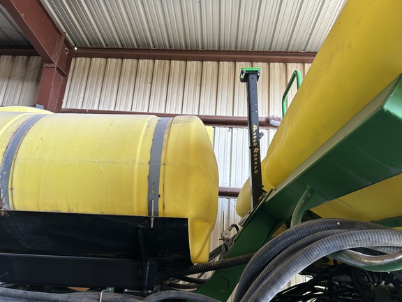 https://photos.machinefinder.com/16/11474516/77487254_large_49365.jpg