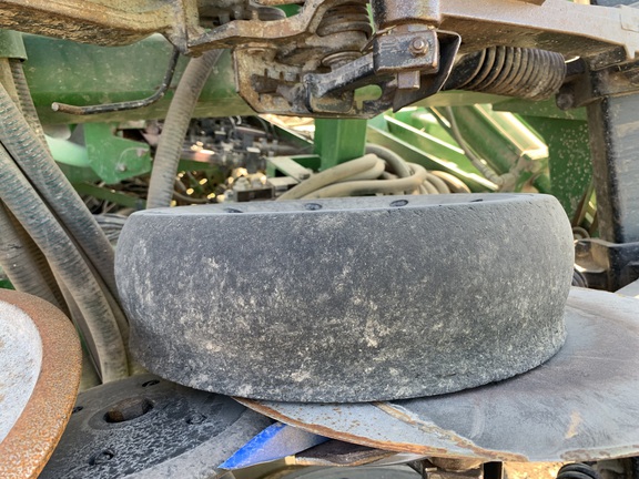 https://photos.machinefinder.com/71/11475371/77496194_large_14078.jpg