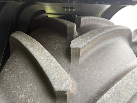 https://photos.machinefinder.com/68/10026368/70274643_large_25065.jpg