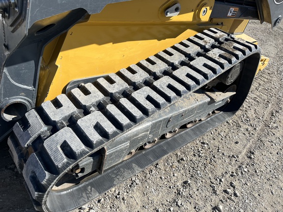 https://photos.machinefinder.com/53/11483153/78405895_large_81790.jpg