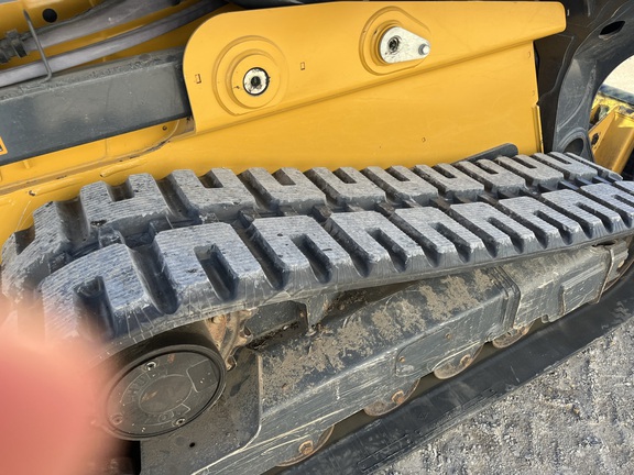 https://photos.machinefinder.com/53/11483153/78405898_large_78587.jpg