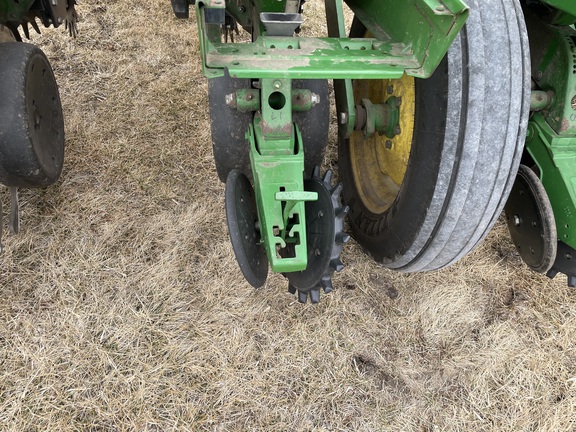 https://photos.machinefinder.com/03/11493903/78337779_large_79065.jpg