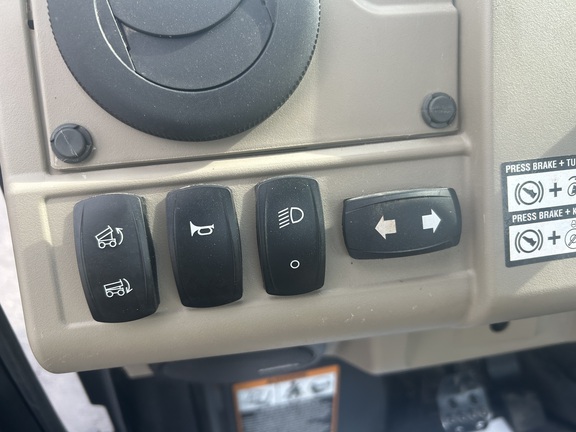 https://photos.machinefinder.com/69/11497569/79072566_large_9029.jpg