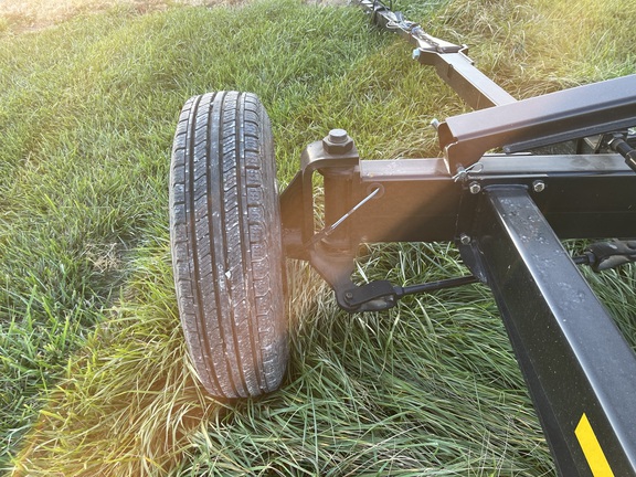https://photos.machinefinder.com/40/10034440/62653550_large_26069.jpg