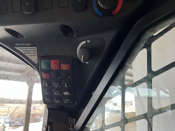 https://photos.machinefinder.com/51/11507651/77813570_large_60604.jpg