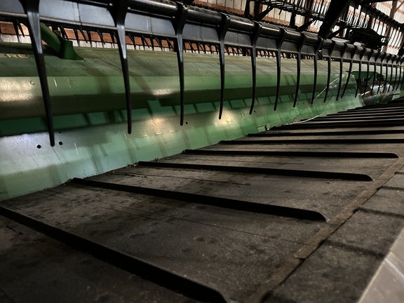 https://photos.machinefinder.com/62/11513262/77853384_large_16855.jpg