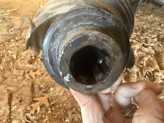 https://photos.machinefinder.com/90/11519190/77906818_large_95184.jpg