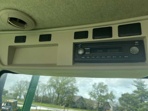 https://photos.machinefinder.com/68/10052468/65516189_large_76349.jpg