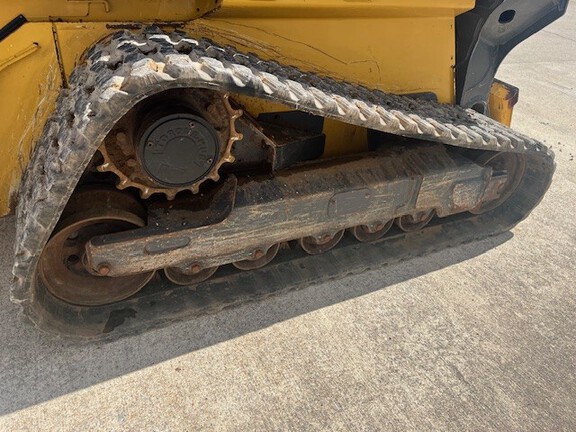 https://photos.machinefinder.com/51/11531051/78748541_large_43386.jpg