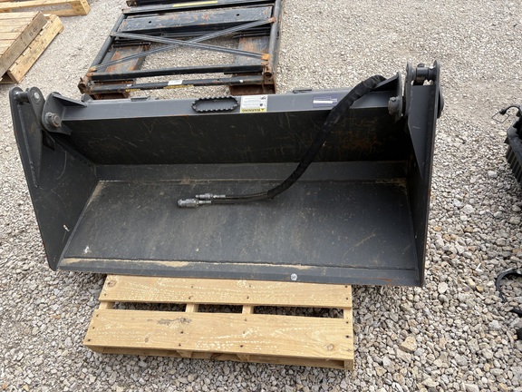 https://photos.machinefinder.com/46/11542146/78965789_large_36890.jpg