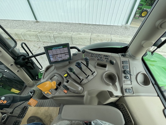 https://photos.machinefinder.com/73/10064573/68693289_large_65234.jpg