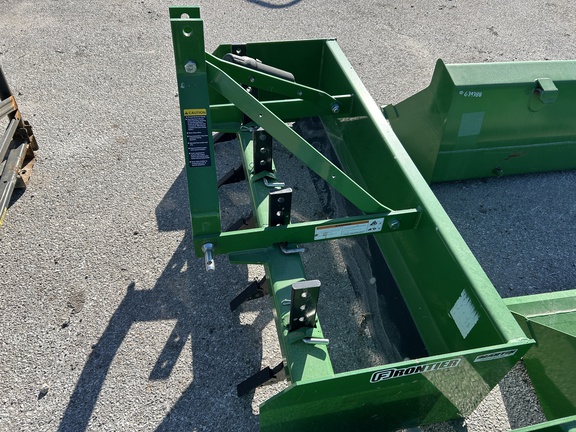 https://photos.machinefinder.com/92/11553792/78227326_large_60679.jpg