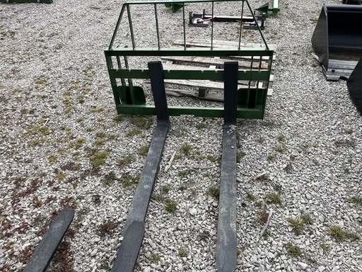https://photos.machinefinder.com/16/11560016/78255827_large_84027.jpg