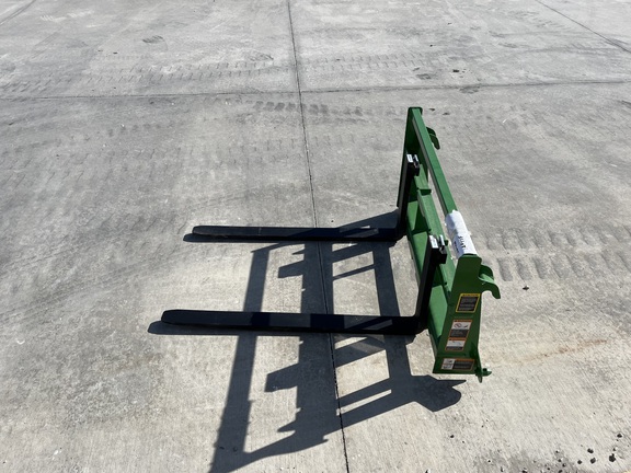 https://photos.machinefinder.com/30/11560730/78256901_large_97486.jpg