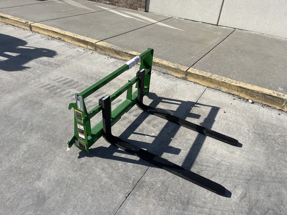 https://photos.machinefinder.com/44/11560744/78257078_large_22679.jpg