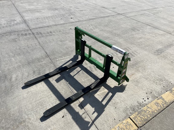 https://photos.machinefinder.com/57/11560757/78257157_large_81236.jpg