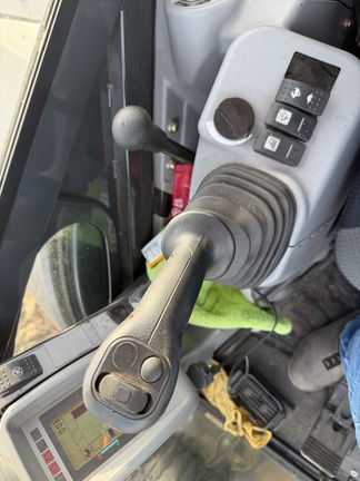 https://photos.machinefinder.com/92/11564892/78297863_large_50699.jpg