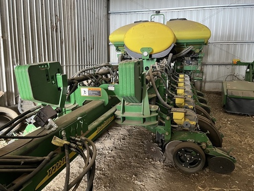 https://photos.machinefinder.com/38/11568938/78338903_large_5082.jpg