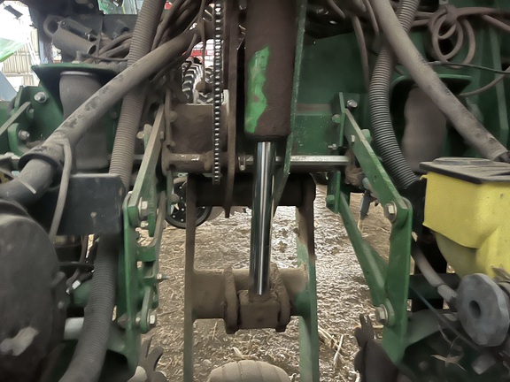 https://photos.machinefinder.com/38/11568938/78338935_large_96065.jpg