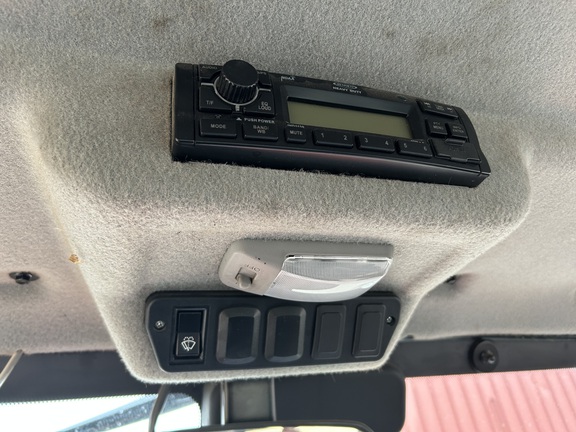 https://photos.machinefinder.com/47/11569947/78347450_large_39605.jpg