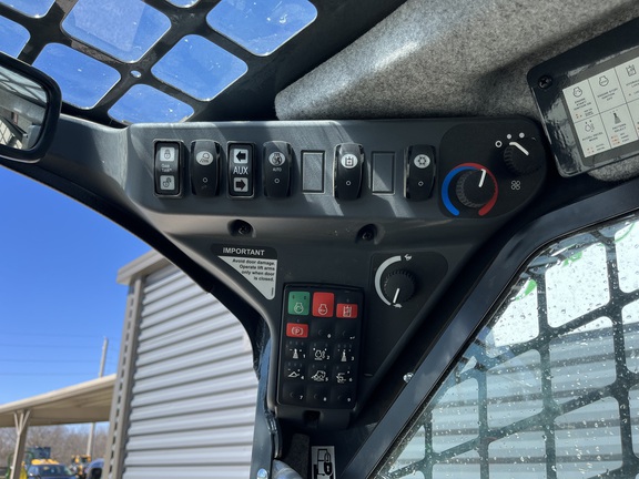 https://photos.machinefinder.com/81/11571481/78667066_large_61014.jpg