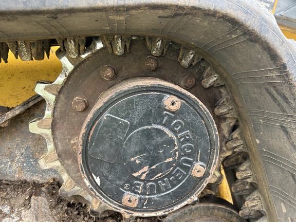 https://photos.machinefinder.com/93/11573793/79260754_large_57940.jpg