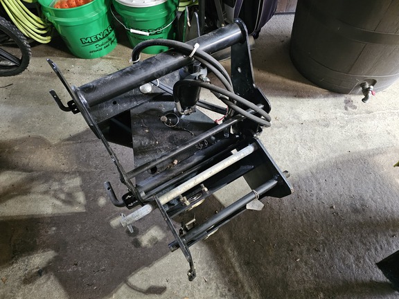 https://photos.machinefinder.com/05/11578405/78423586_large_32996.jpg