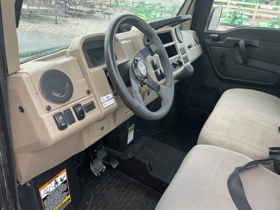 https://photos.machinefinder.com/52/10097152/63904180_large_37253.jpg