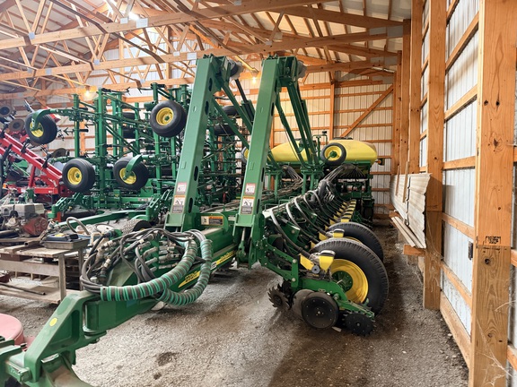 https://photos.machinefinder.com/51/11588951/78472341_large_58003.jpg